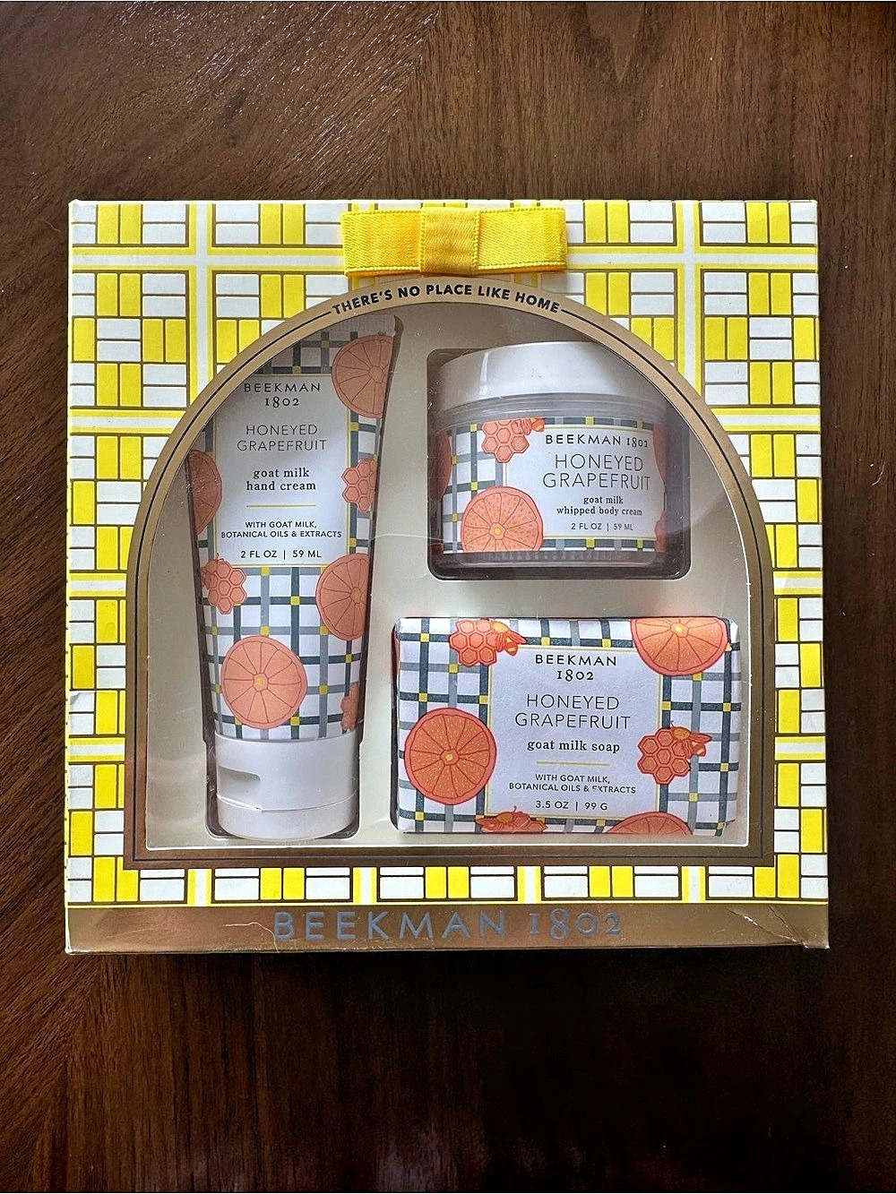 Beekman 1802 Honeyed Grapefruit Bodycare Gift Set NWT